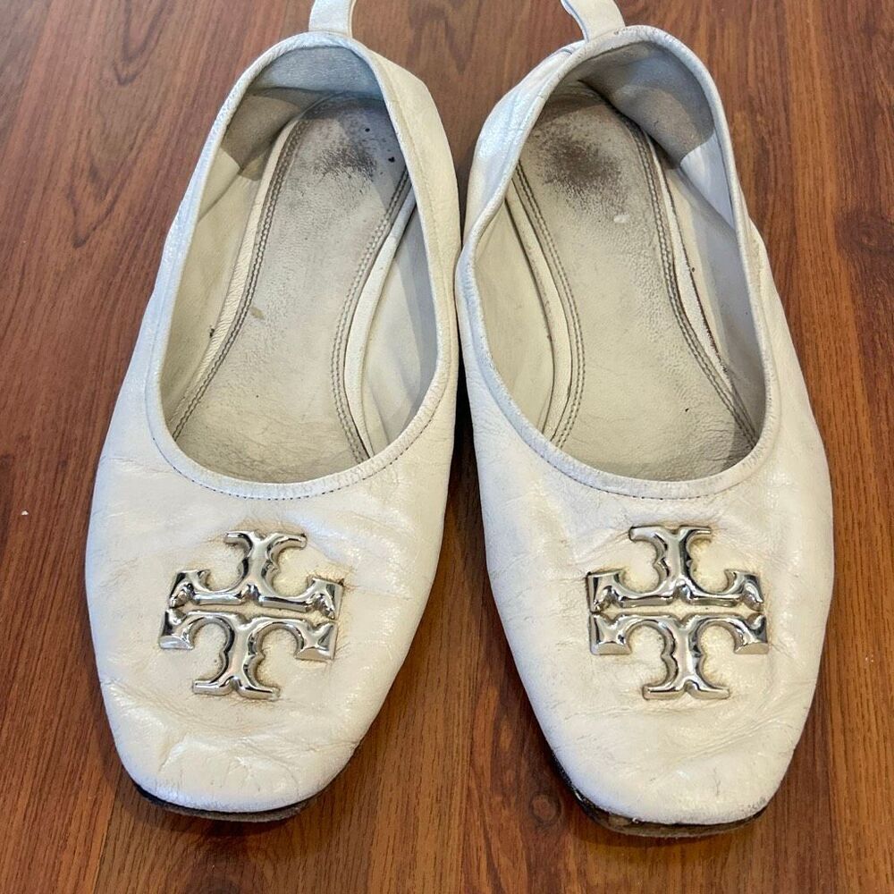 Tory Birch Eleanor ivory leather flats with silver hardware size 9.5 AS IS